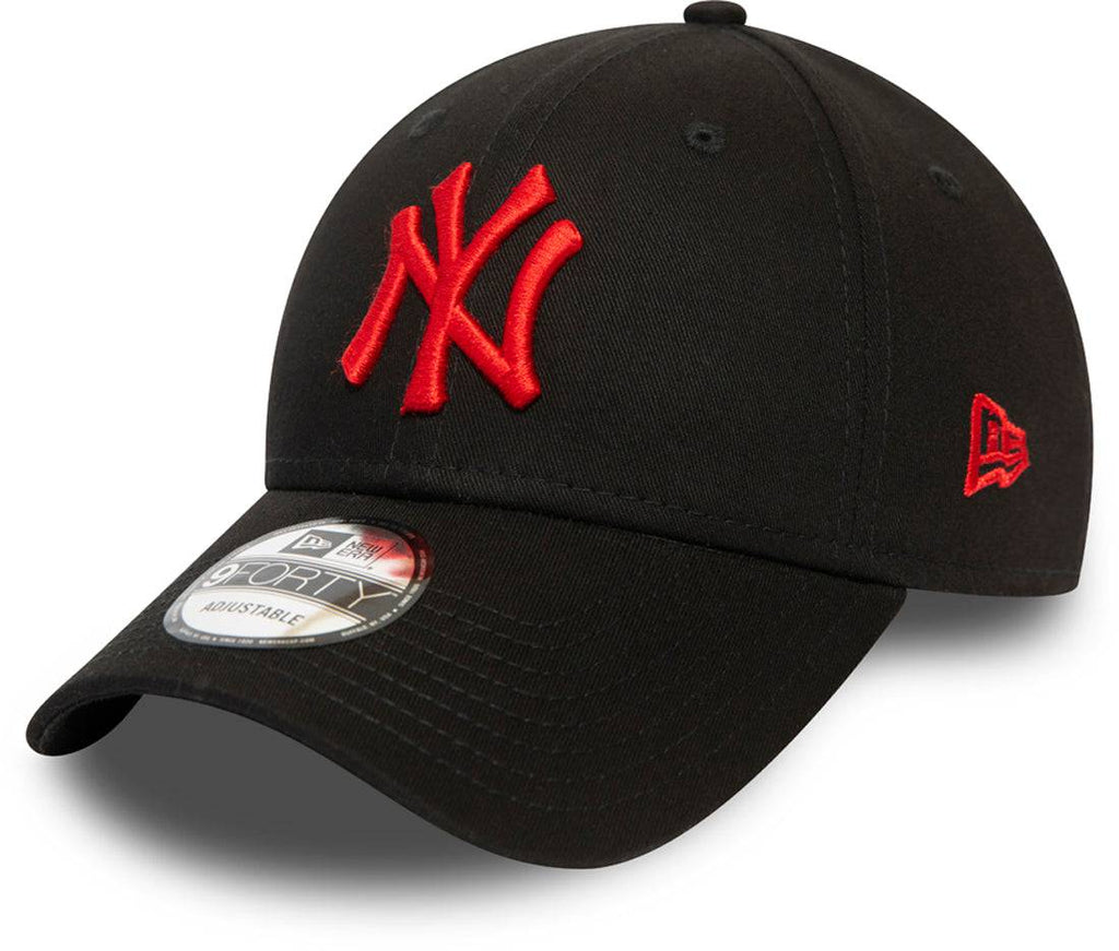 New York Yankees New Era 9Forty League Essential Black Baseball Cap - lovemycap