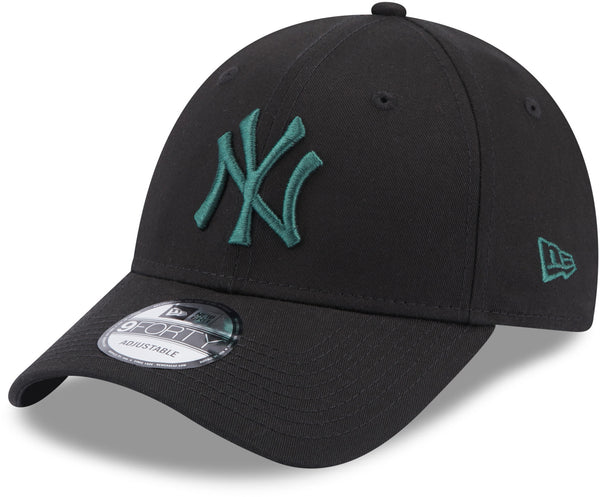 New Era New York Yankees League Essential 9Forty Adjustable Cap