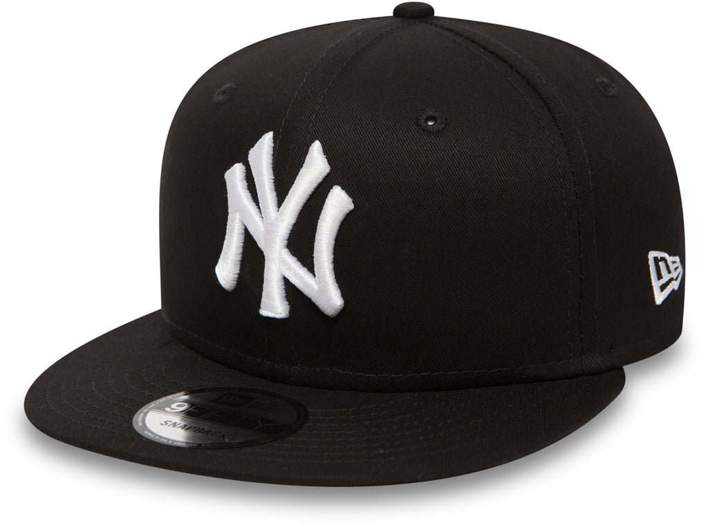 New Era 9Fifty NY Yankees Black/White Snapback Baseball Cap - lovemycap