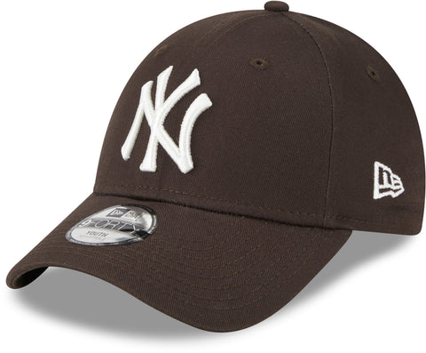 New York Yankees Kids New Era 9Forty League Essential Brown Baseball Cap (Ages 4 - 12 Years) - lovemycap