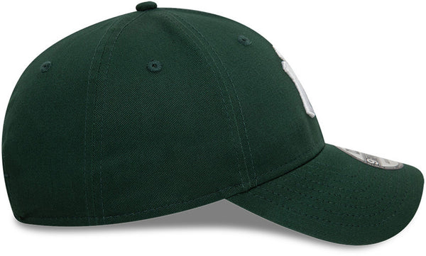 New York Yankees New Era Baseball Cap 9Forty League Essential Dark Green Cap