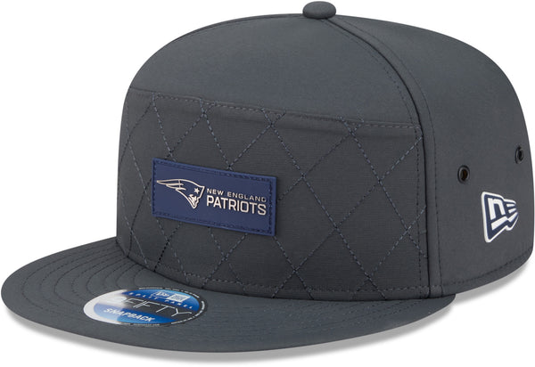 Gorra del equipo Baltimore Ravens NFL 2023 Sideline New Era 9Forty Stretch Snap gris