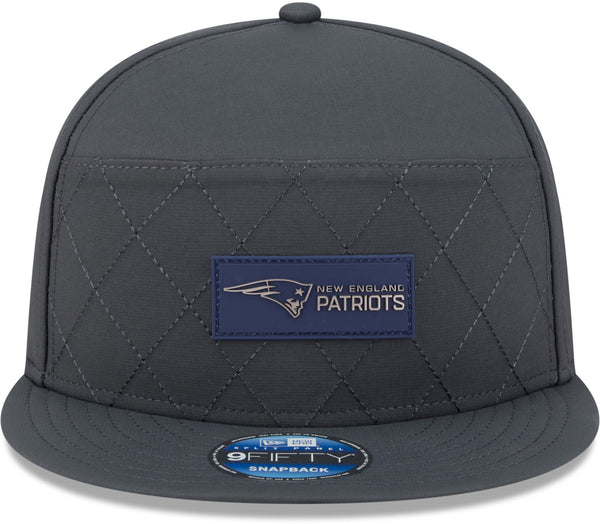 Gorra del equipo Baltimore Ravens NFL 2023 Sideline New Era 9Forty Stretch Snap gris