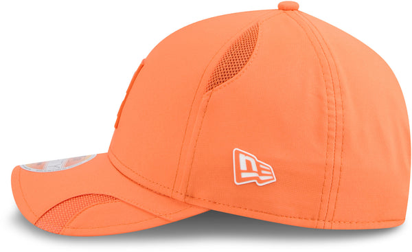 Denver Broncos NFL Sideline 2025 New Era 9Forty M-Crown Team Cap
