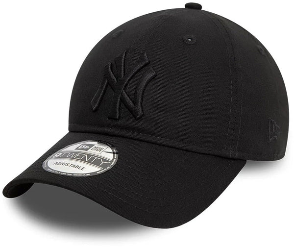 New York Yankees All Black Baseball Cap League Essential New Era 9Twenty Cap
