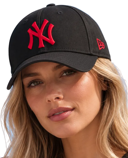 New York Yankees Black/Red Baseball Cap League Essential New Era 9Twenty Cap