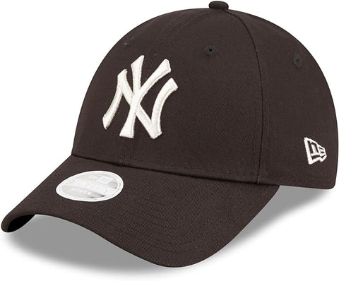 New York Yankees Womens New Era 9Forty Metallic Logo Black Baseball Cap - lovemycap